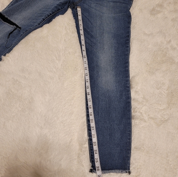 KUT From the Cloth Low Rise Distressed Raw Hem Skinny Jeans Size 12 - Picture 16 of 16